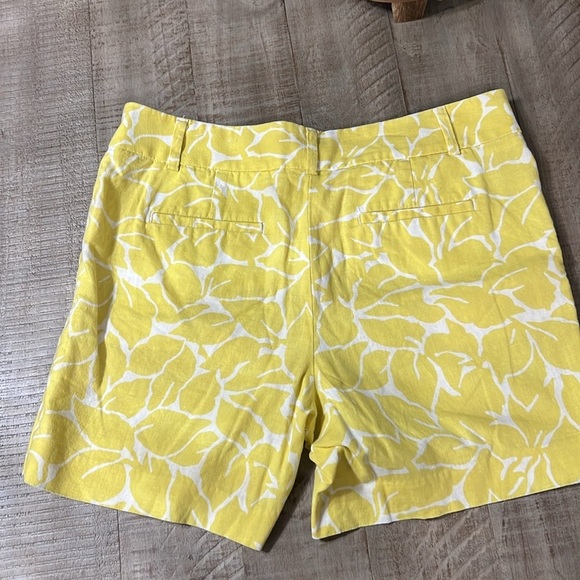 LOFT yellow floral linen shorts size 8 - Picture 4 of 7